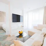 Westin House By Ms Pro شقة